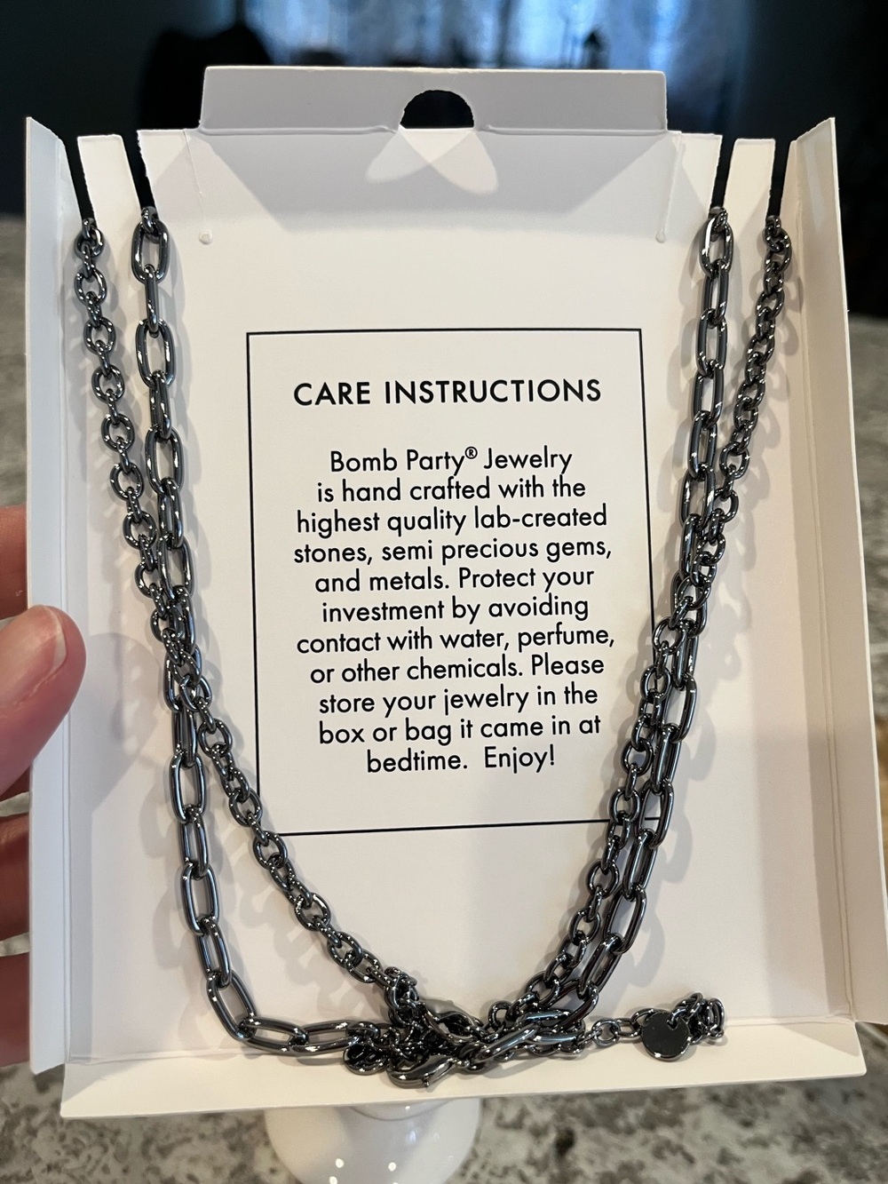 Bomb Party “It Takes A Diva” Double Layer Link Necklace New - Picture 5 of 6